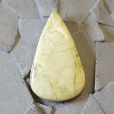 Green Serpentine - Cabochon