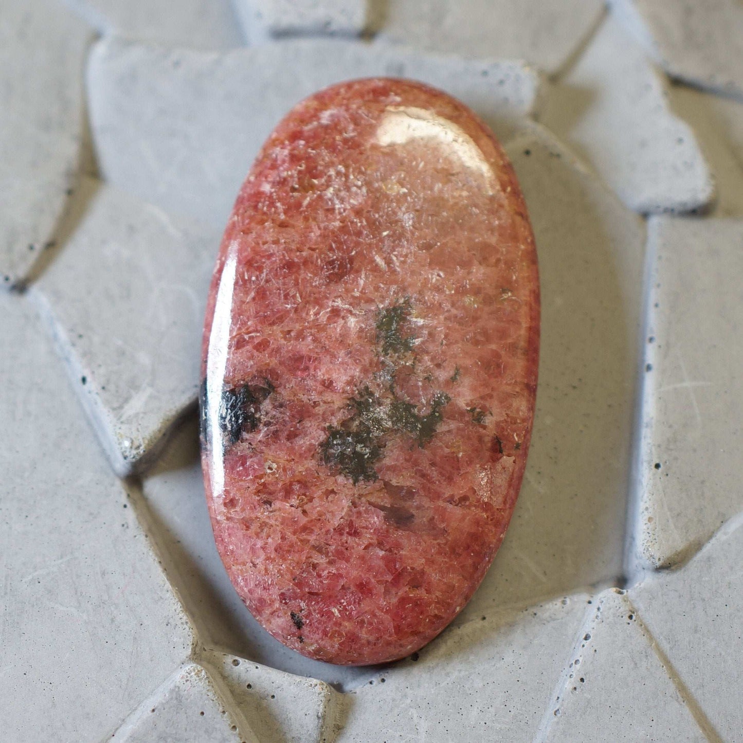 Rhodonite - Cabochon