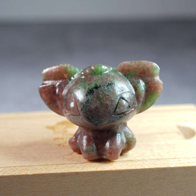 Red & Green Garnet Stitch - Carving