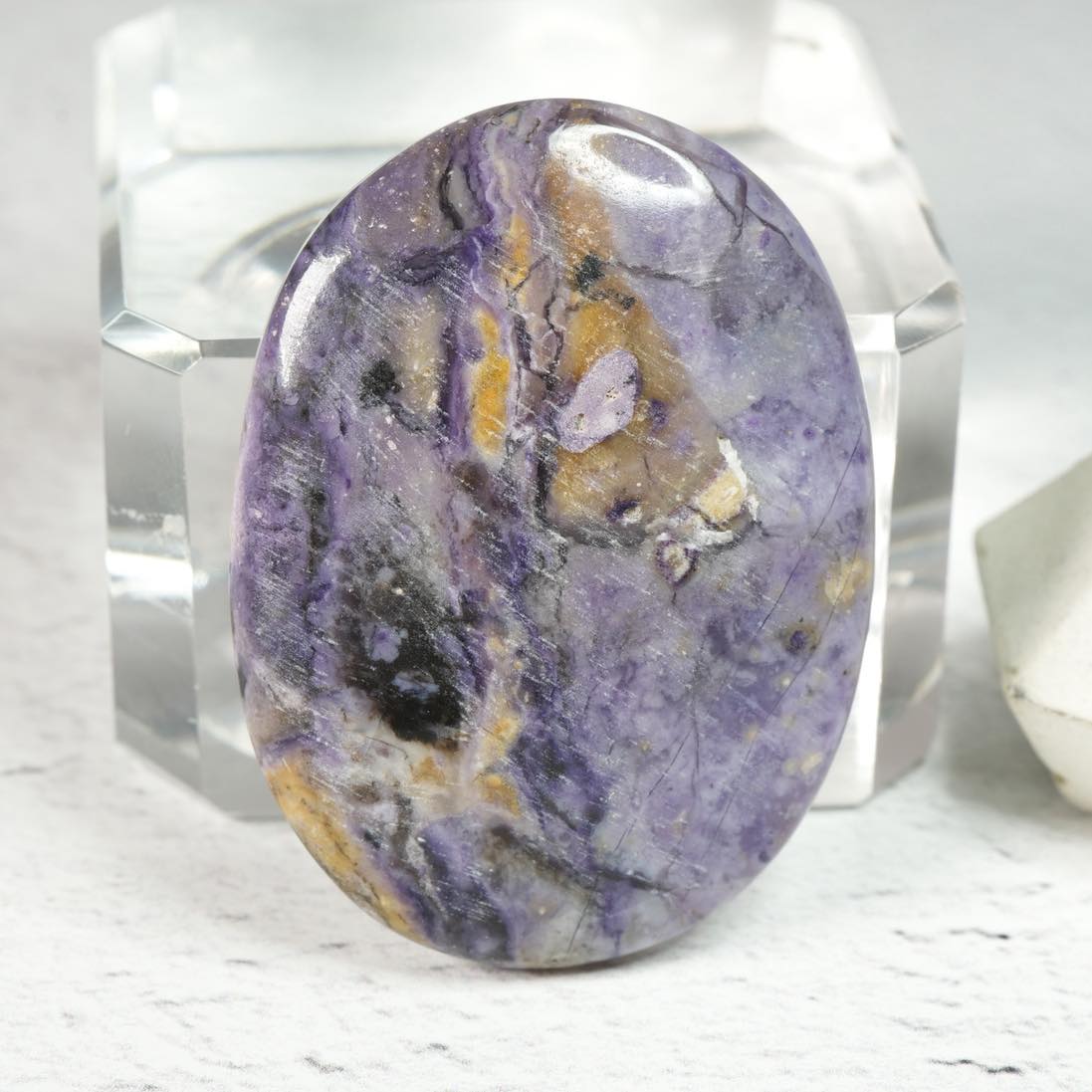 Tiffany Stone • Cabochon