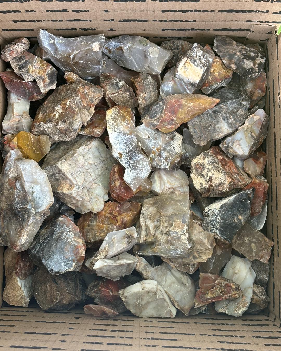 Large Flatrate Box Rough Rock for Lapidary & Tumbling