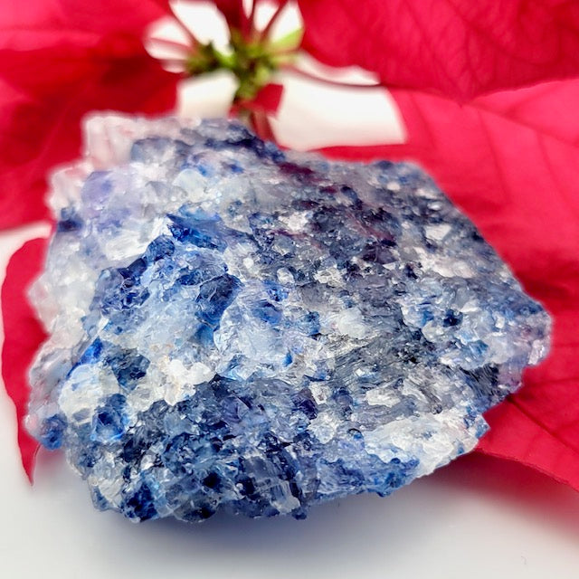 "Blue Halite" - Phenomenal Optical Illusion of Blue
