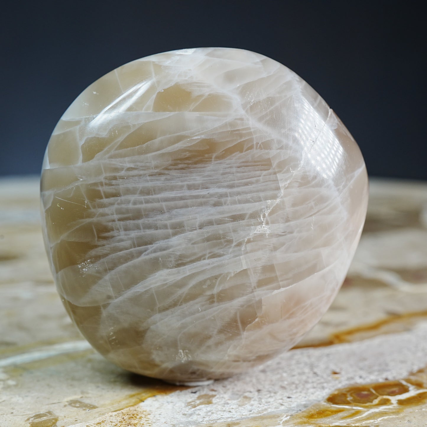 Chatoyant Peach Moonstone - Palmstone