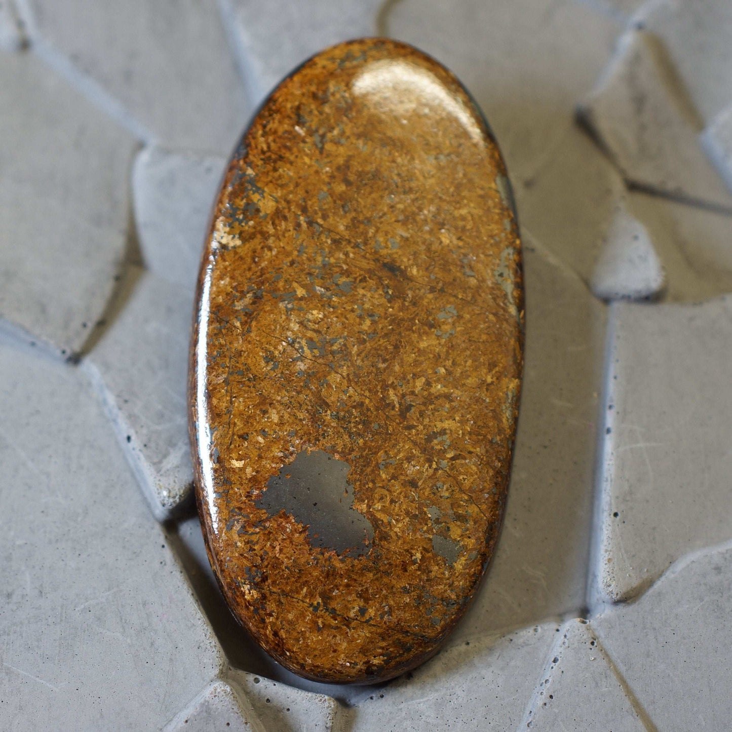 Bronzite - Cabochon