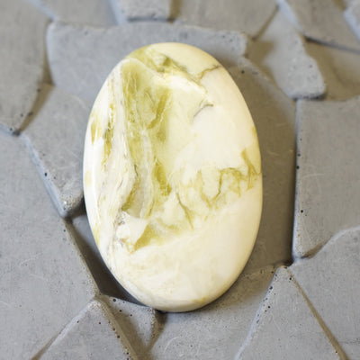 Green Serpentine - Cabochon